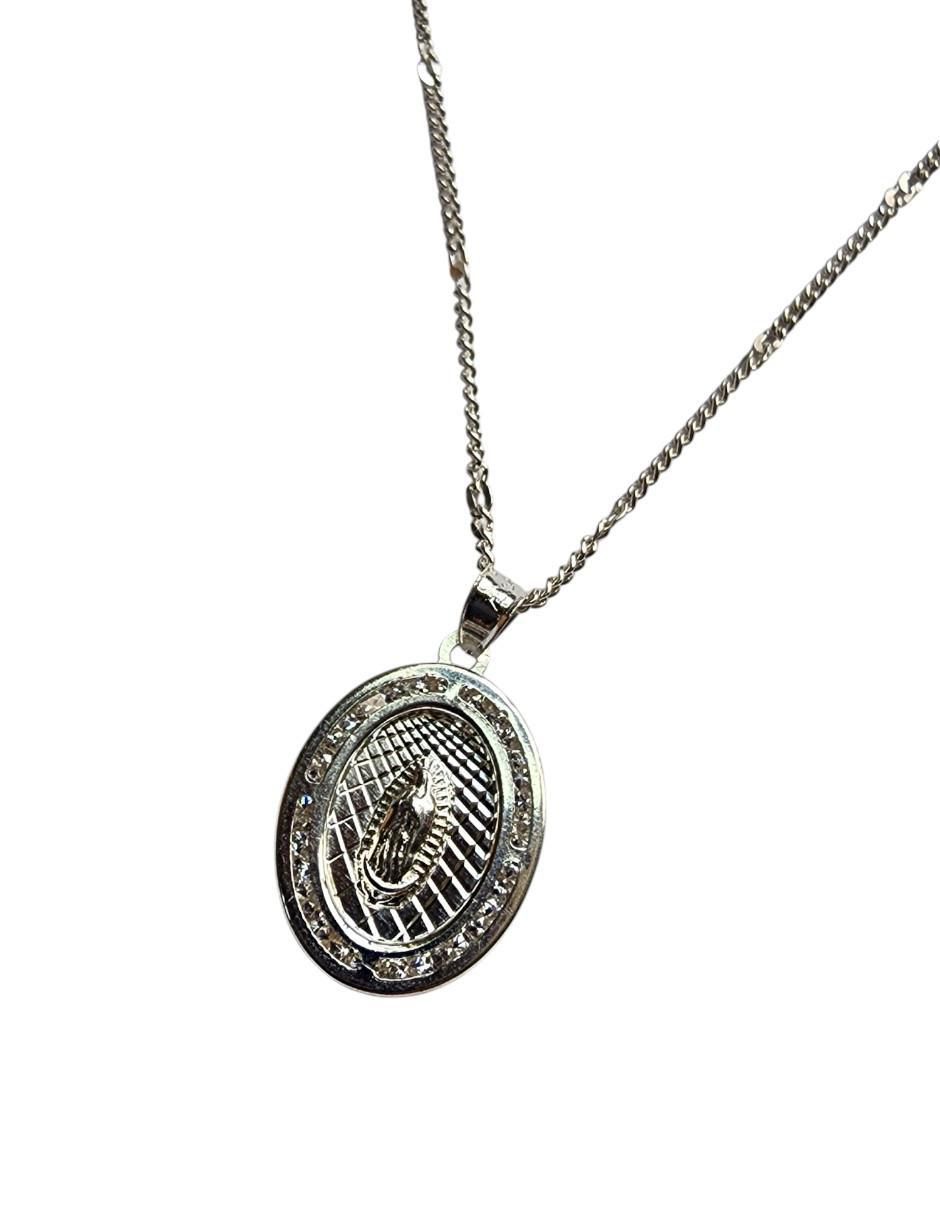 Medalla y cadena Virgen de Guadalupe de ovalado de plata P 925 2