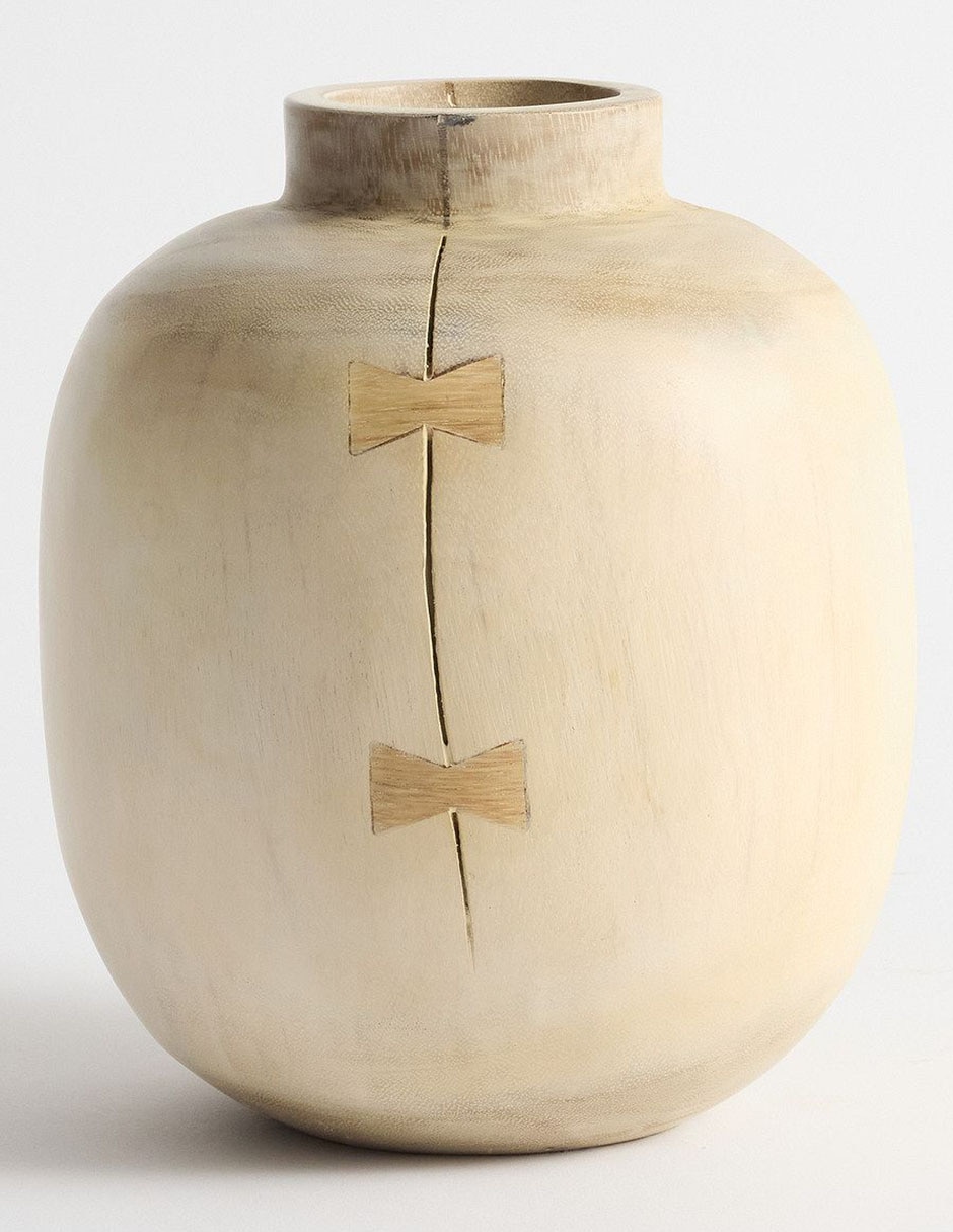 Jarrón de madera